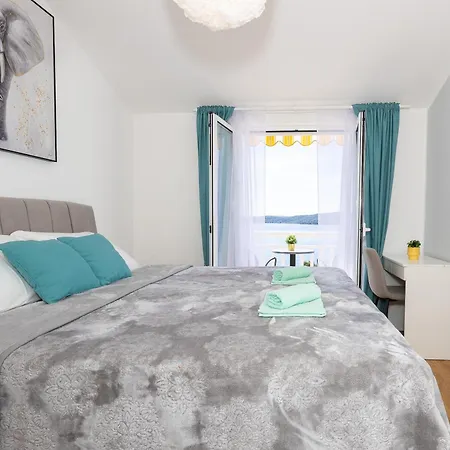 Apartment Ana