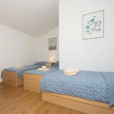 Apartment Ana