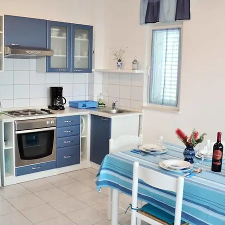 Apartment Ana *