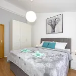Ana Apartmán *